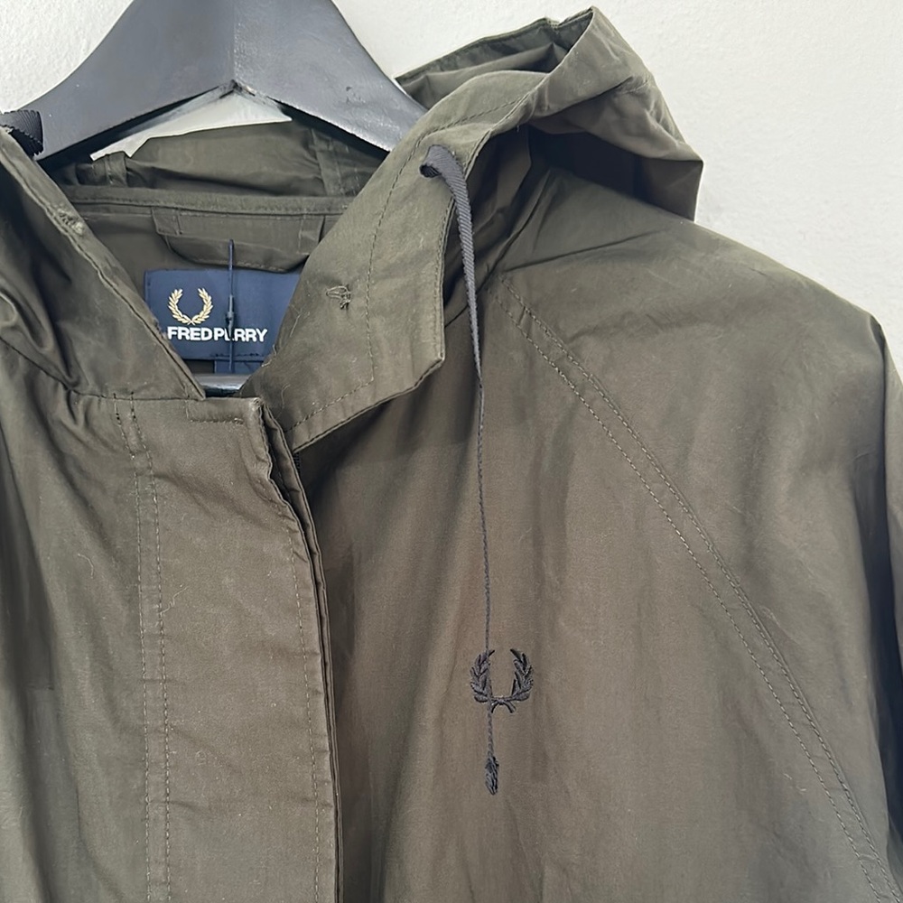 Fred Perry Light Weight Green Coat with Hood and Drawstring